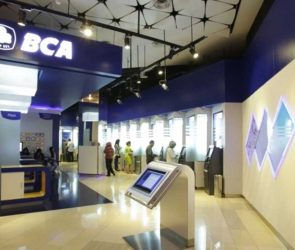 perbedaan bca mobile dan mybca